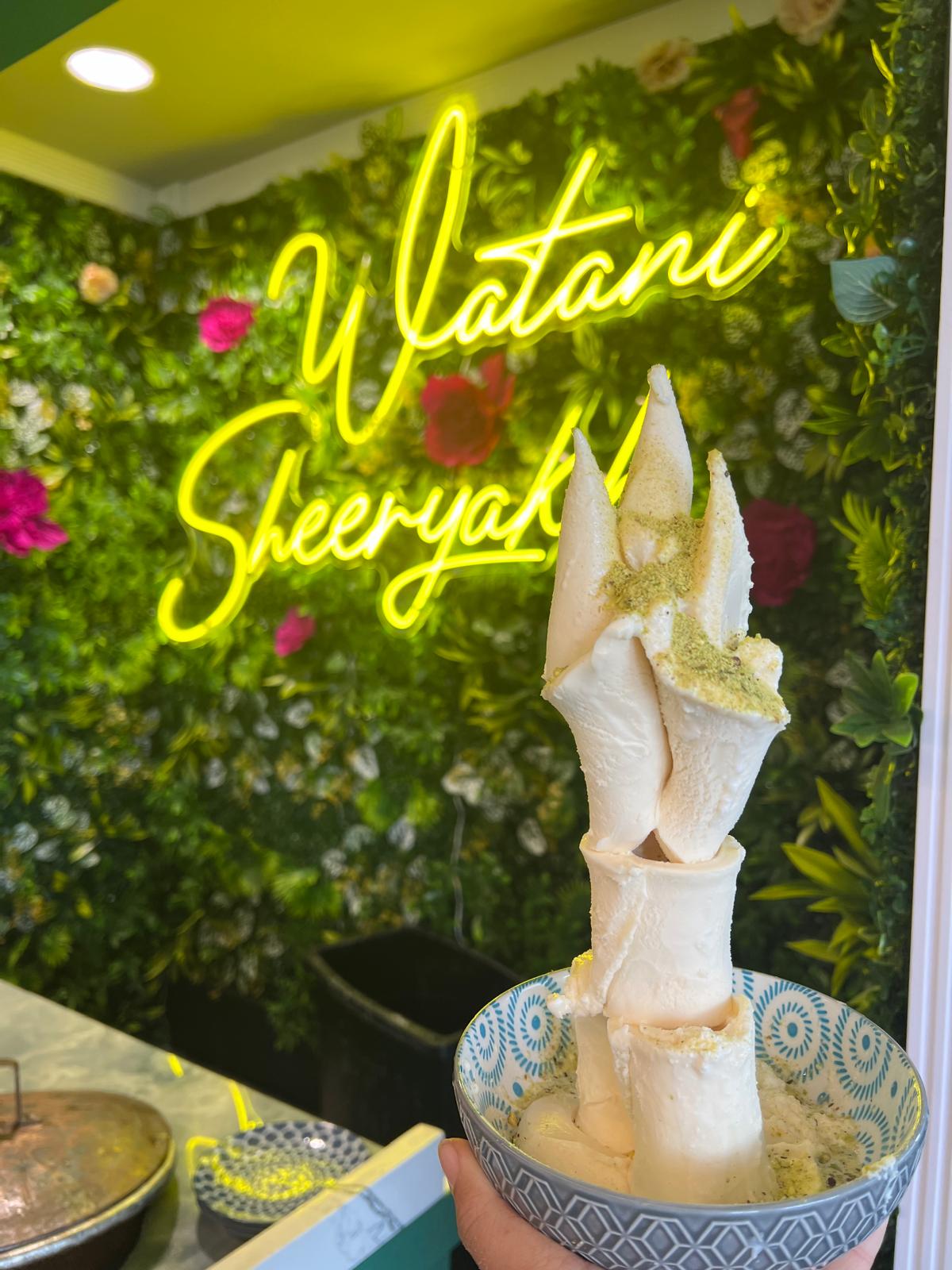 Watani Sheeryakh - Traditional Afghan Frozen Dessert